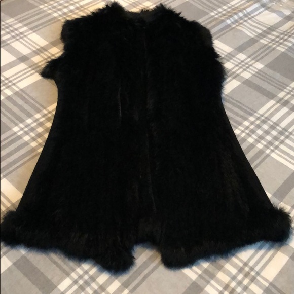 Beautiful Black Fur Vest - Picture 2 of 8
